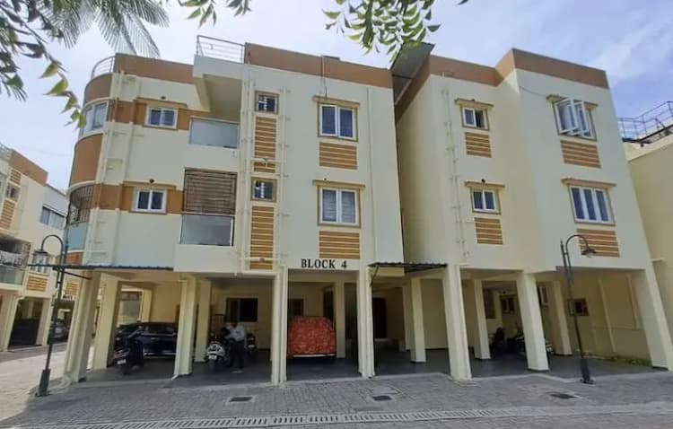 Flat for sales
