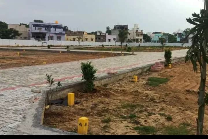plot for sale 