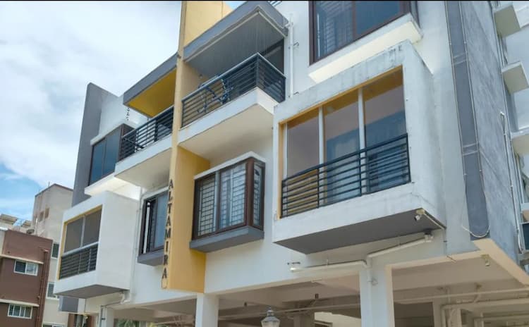 Flat for sales
