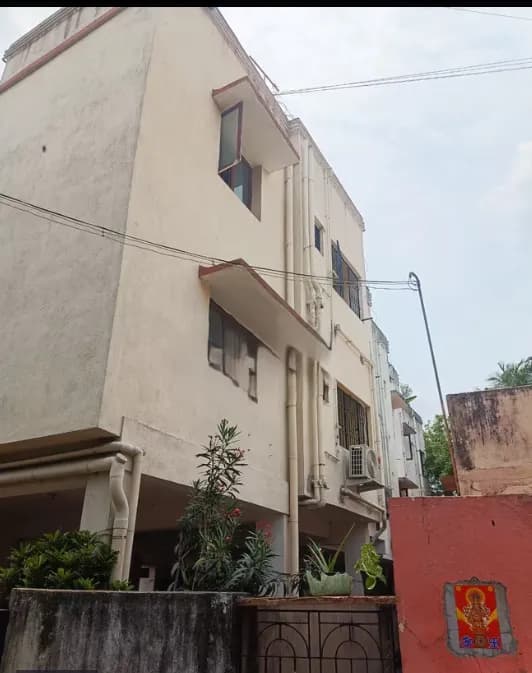 Flat for sales