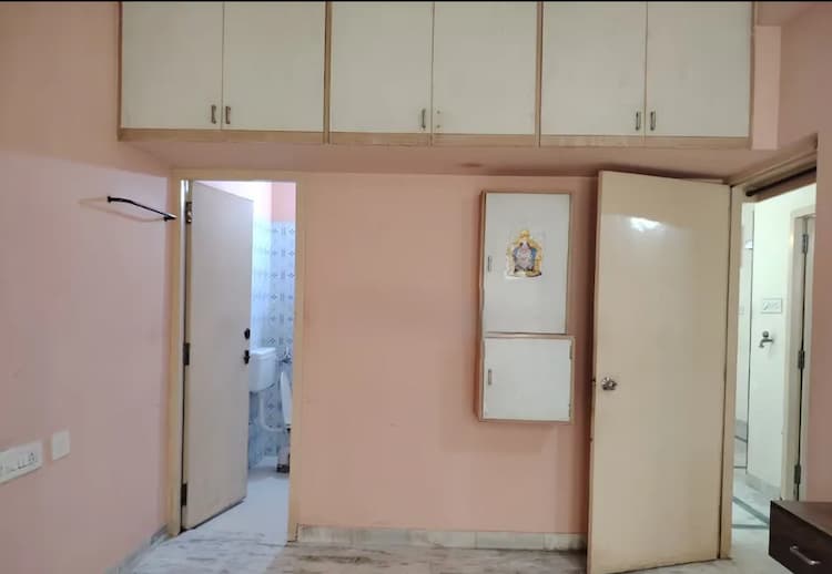 Flat for sales