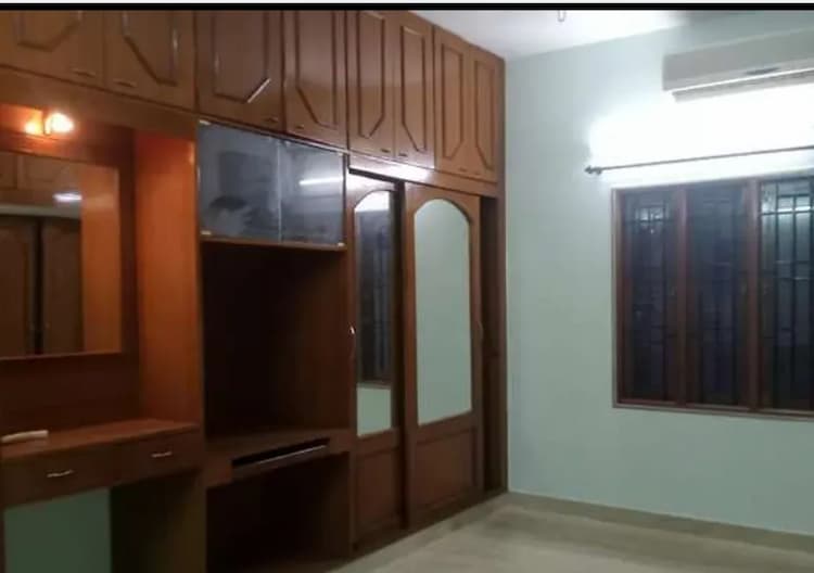 Flat for sales