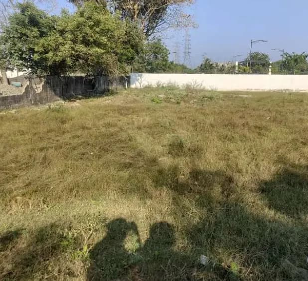 plot for sale 