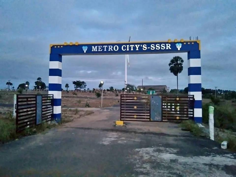 1 sqft Plot