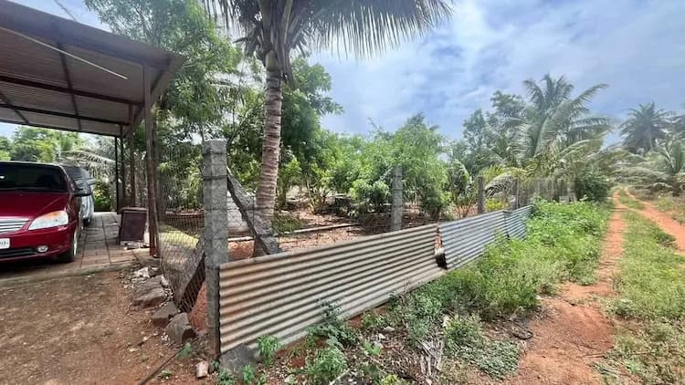 2.6 acre Plot