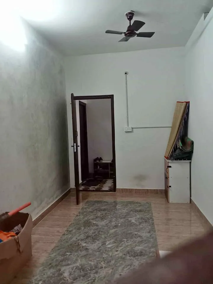 460 sqft Office