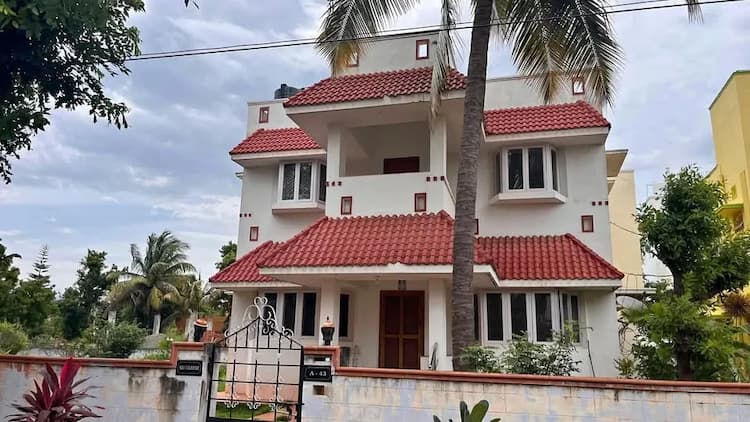 4BHK House