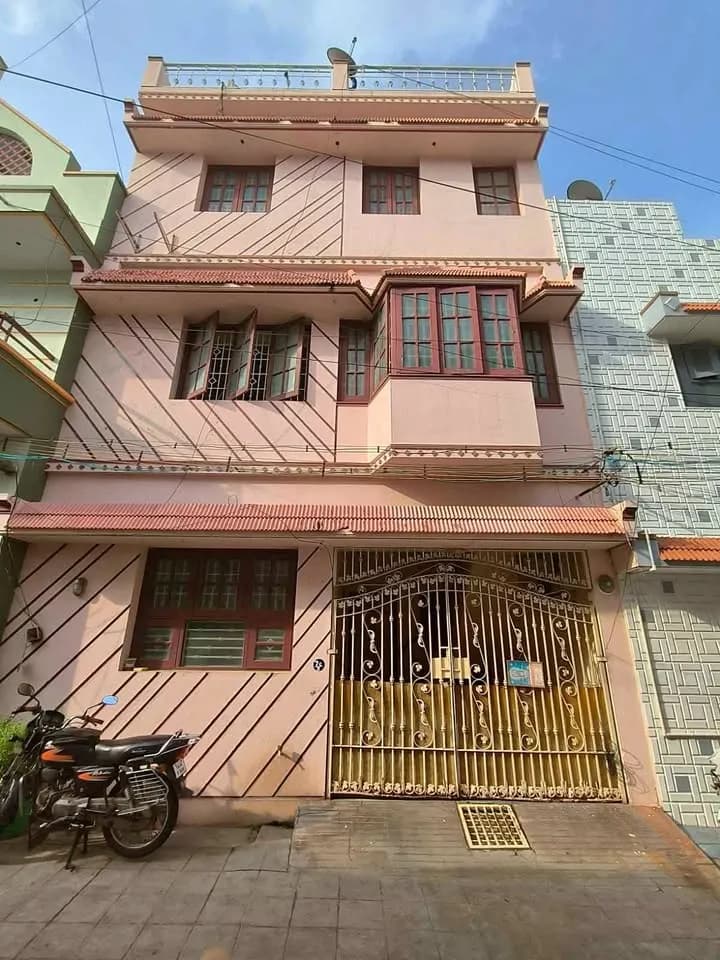 1500 sqft Office