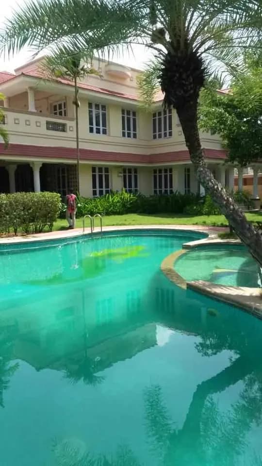 8BHK Villa