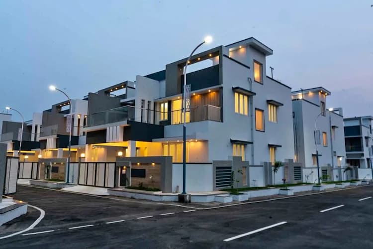 4BHK House