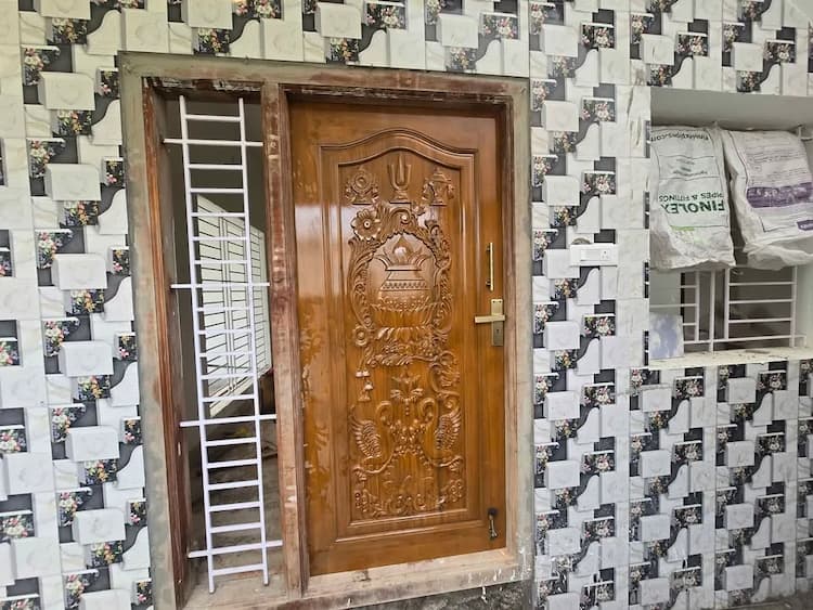 1BHK House