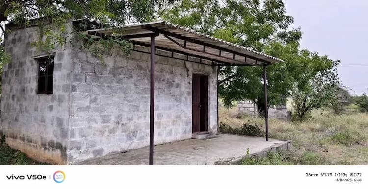 1BHK House