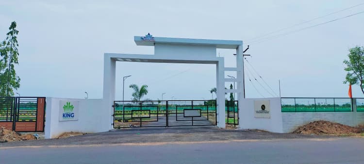  *NARPAVI SRI VARI AVENUE* 