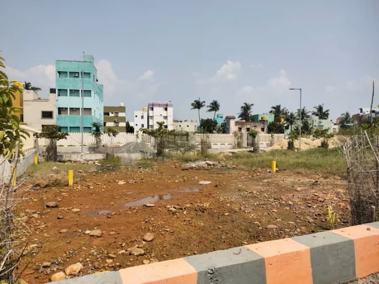 plot for sale 