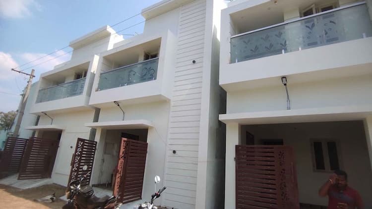 Villa sale
