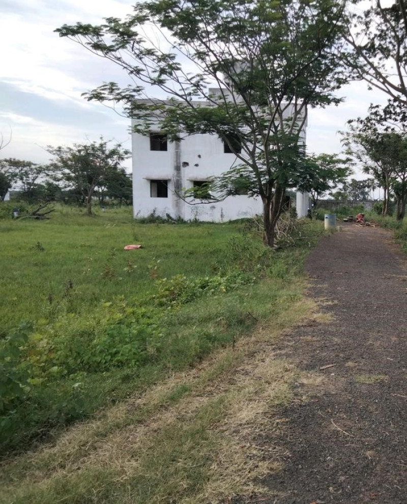 plot for sale 