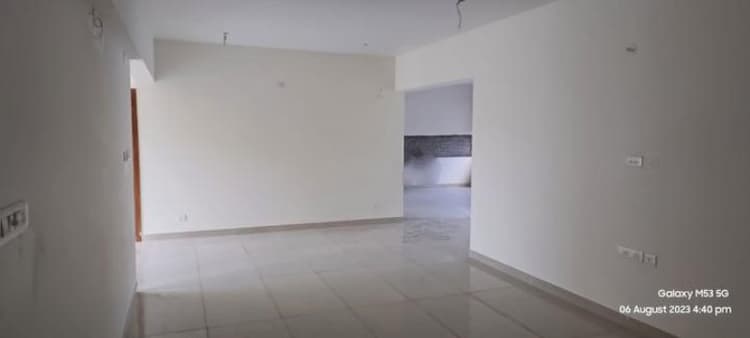 4bhk flat for sale 