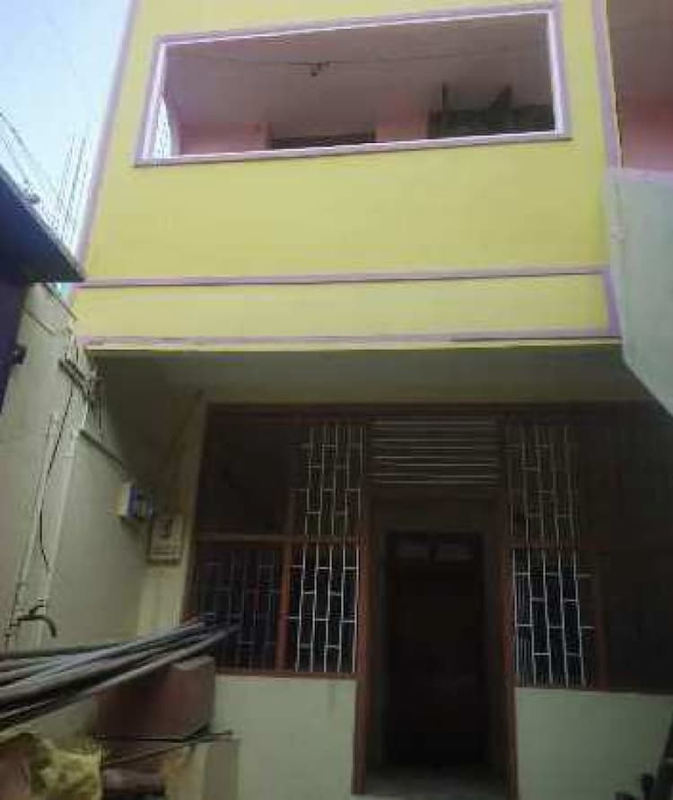 Villa sale