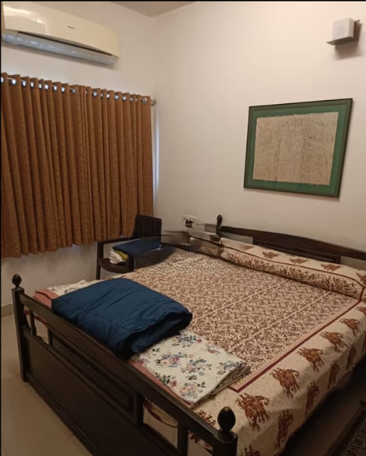 Flat for sales
