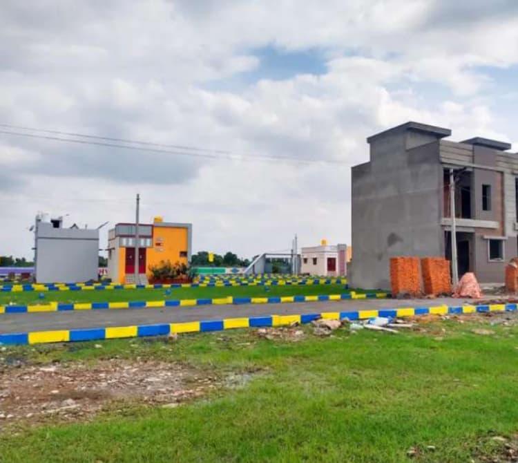 plot for sale 