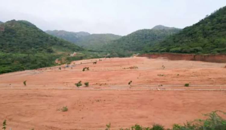 plot for sale 