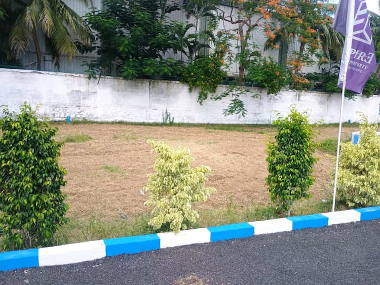 plot for sale 