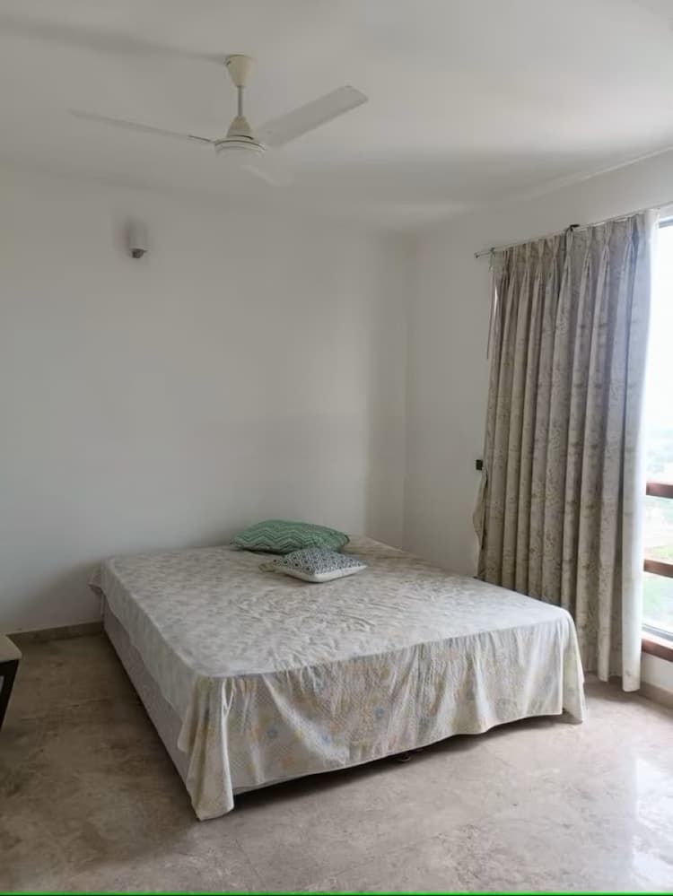 4bhk flat for sale 