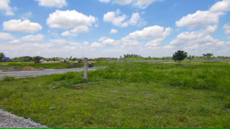 plot for sale 