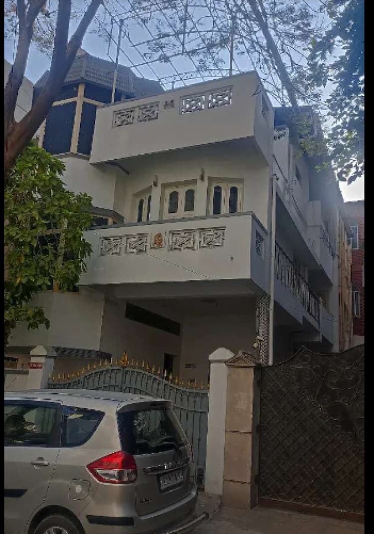 4bhk house for sale 
