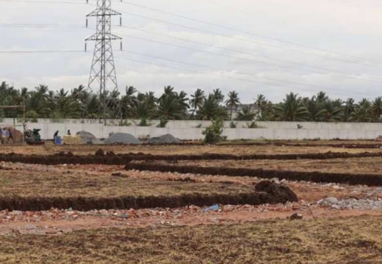 plot for sale 