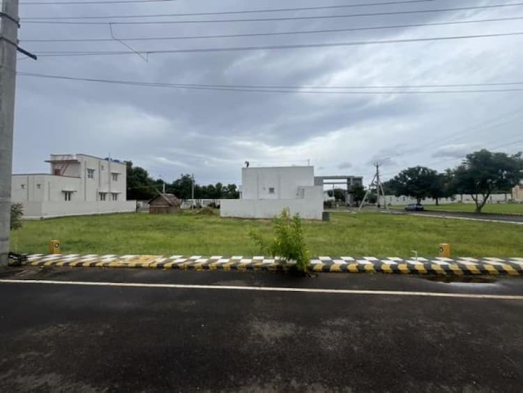 plot for sale 