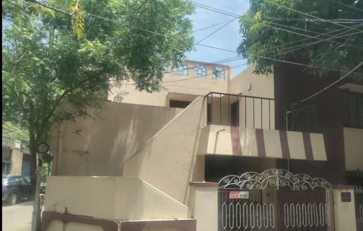 4bhk house for sale 