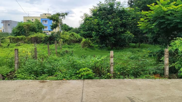 plot for sale 