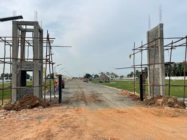 plot for sale 
