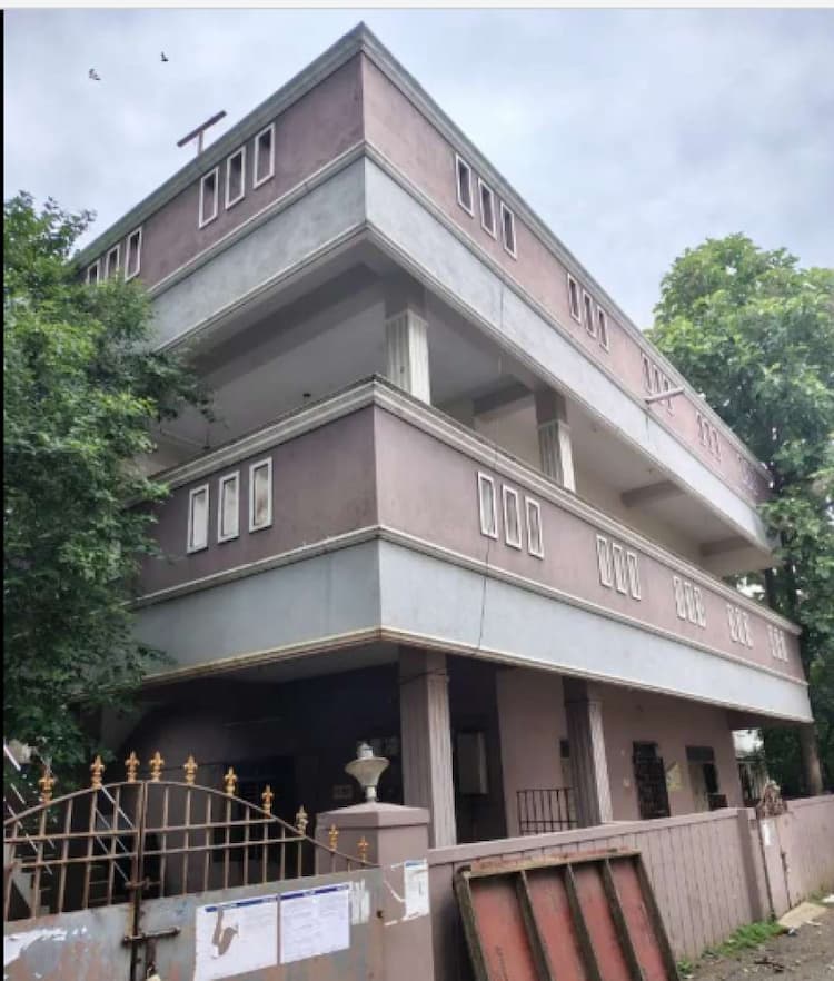 Flat for sales