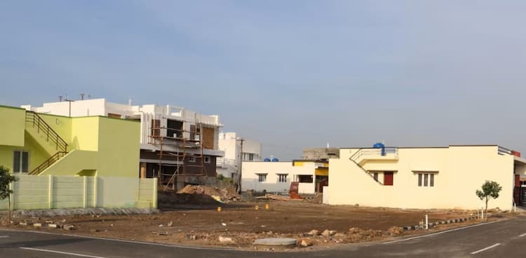 plot for sale 