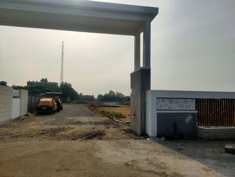 plot for sale 