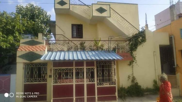 Villa sale