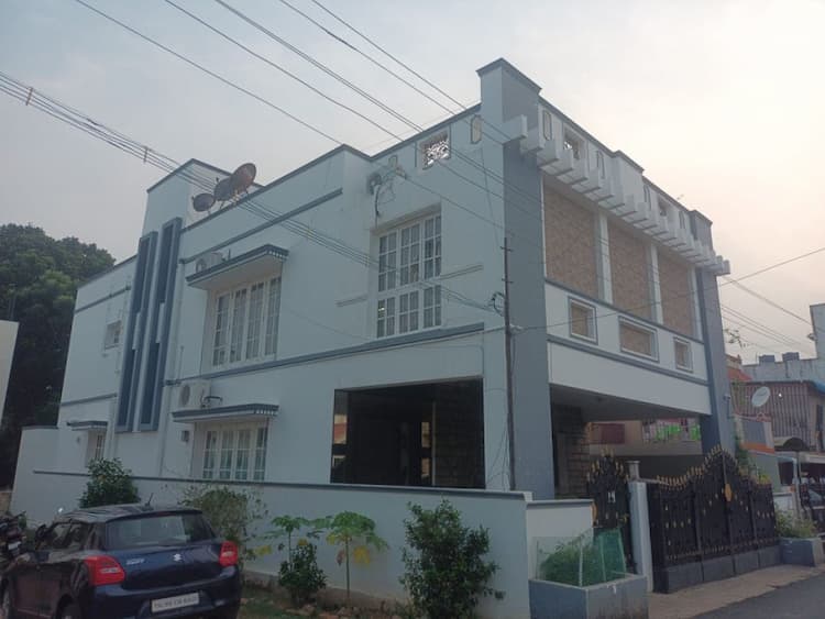 HOUSE FOR SALE