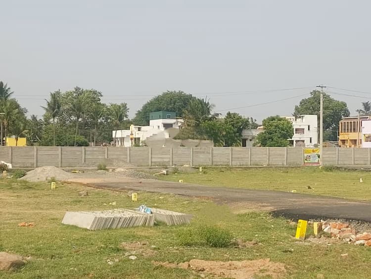 plot for sale 