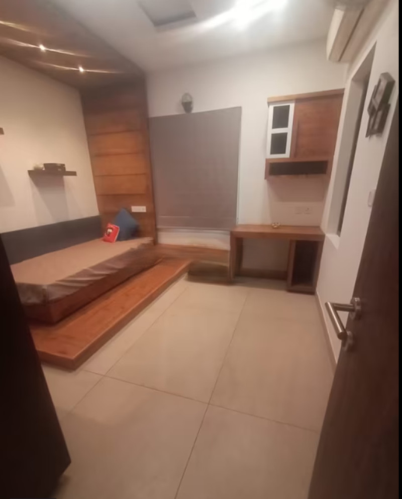 Flat for sales