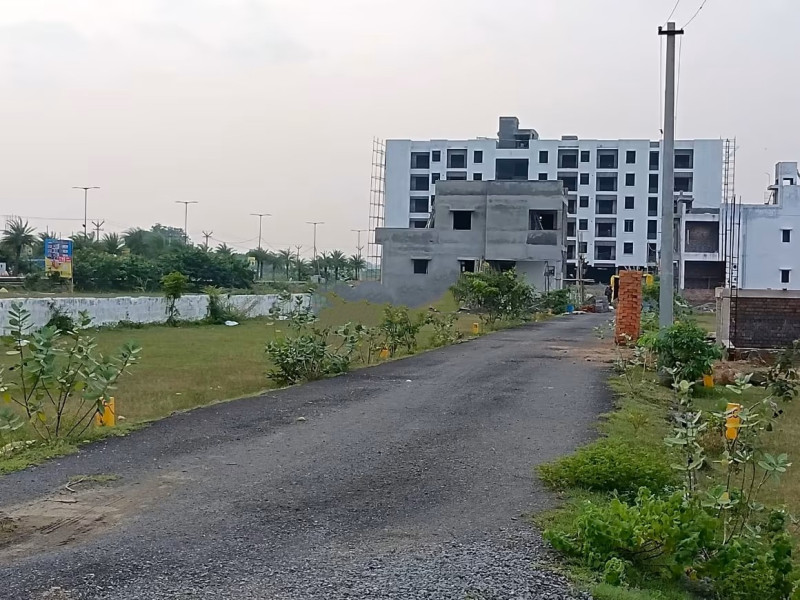 plot for sale 