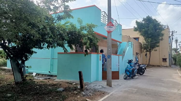 House for sale 