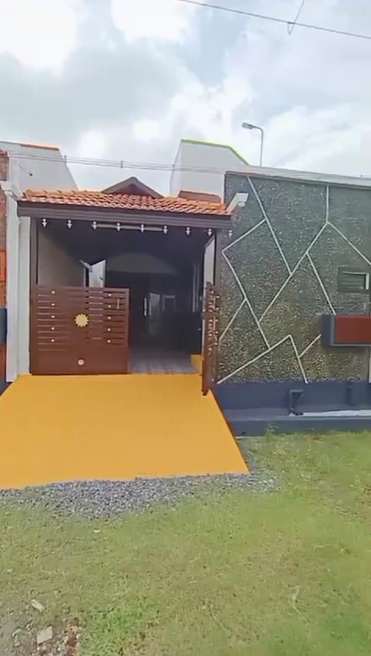 2.5 cent House 