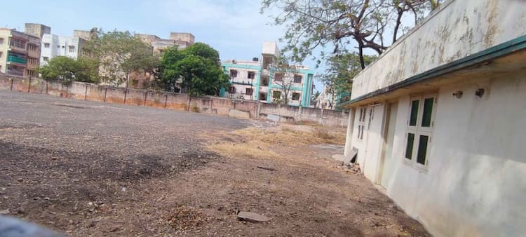 10032sq.ft  land sale