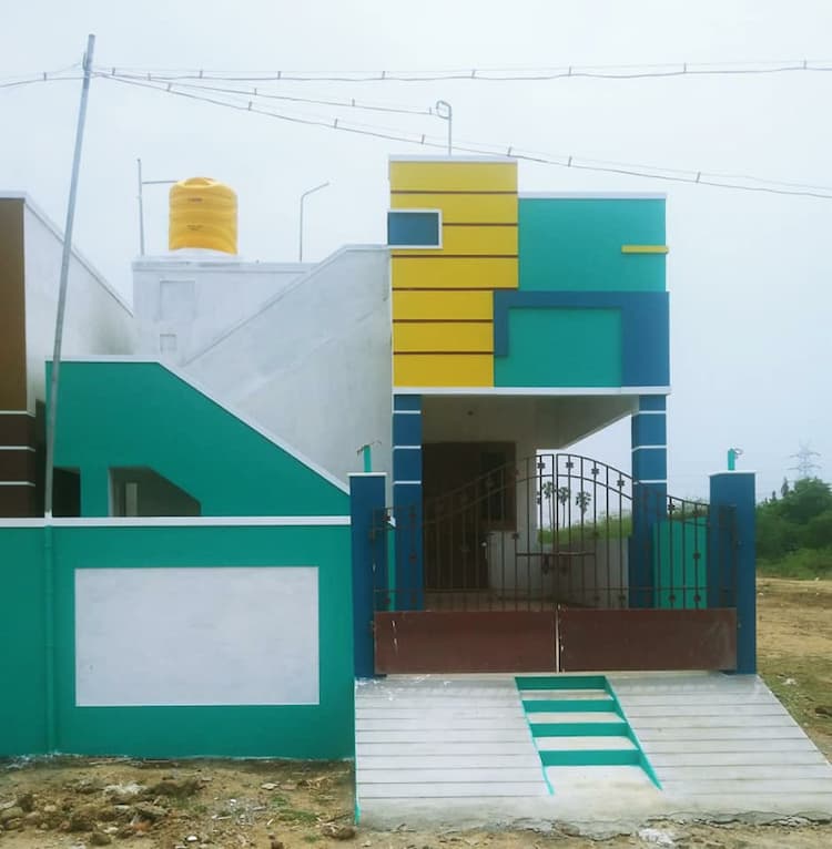 HOUSE FOR SALE 