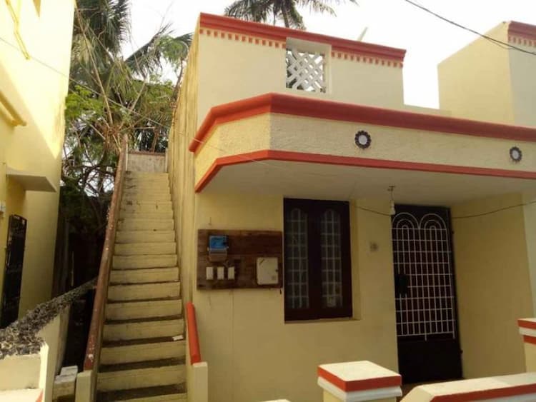 Villa sale
