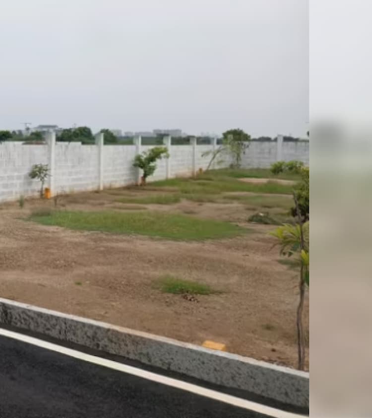 plot for sale 