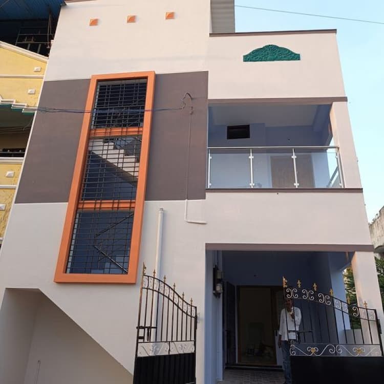 2 portion 2BHK HOUSE FOR SALE