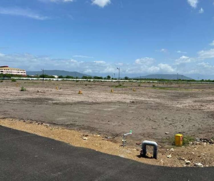 plot for sale 